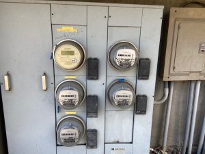 Meters for measuring utility costs in Costa Rica